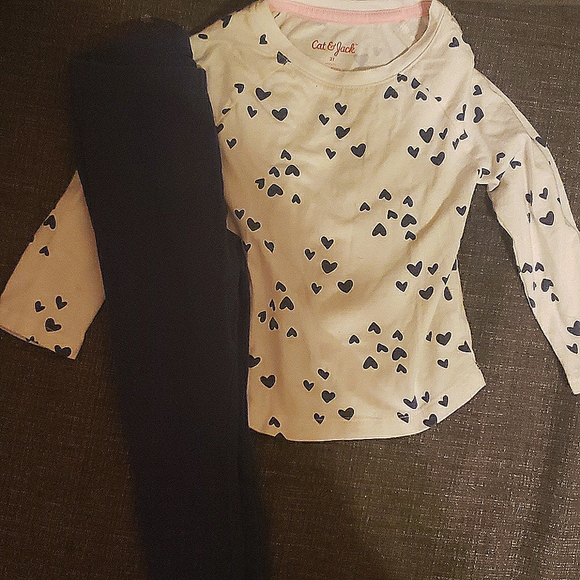 Matching sets - Picture 2 of 6